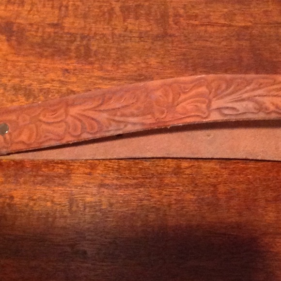 Off to the races leather belt - Picture 6 of 7